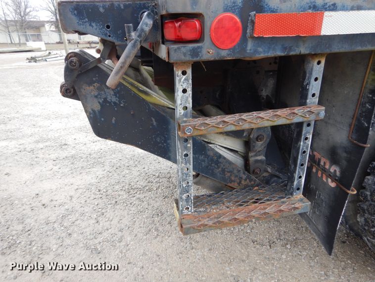 image for item DH5078 1994 Chevrolet Kodiak C6500 flatbed truck