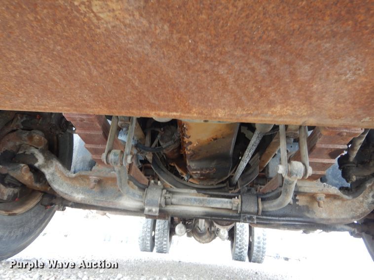 image for item DH5078 1994 Chevrolet Kodiak C6500 flatbed truck