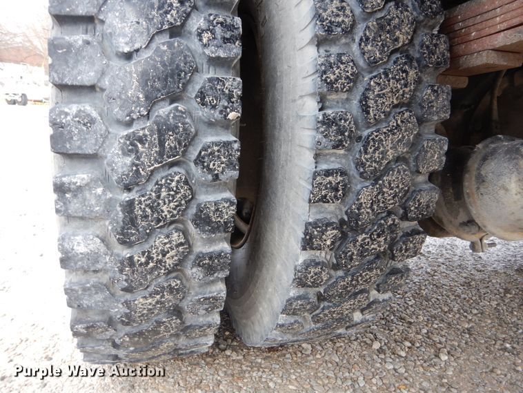 image for item DH5078 1994 Chevrolet Kodiak C6500 flatbed truck