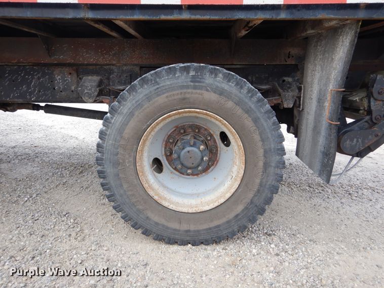 image for item DH5078 1994 Chevrolet Kodiak C6500 flatbed truck