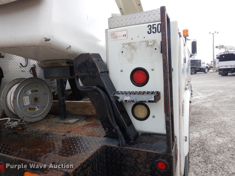 image for item DH5079 2003 Freightliner FL70 bucket truck