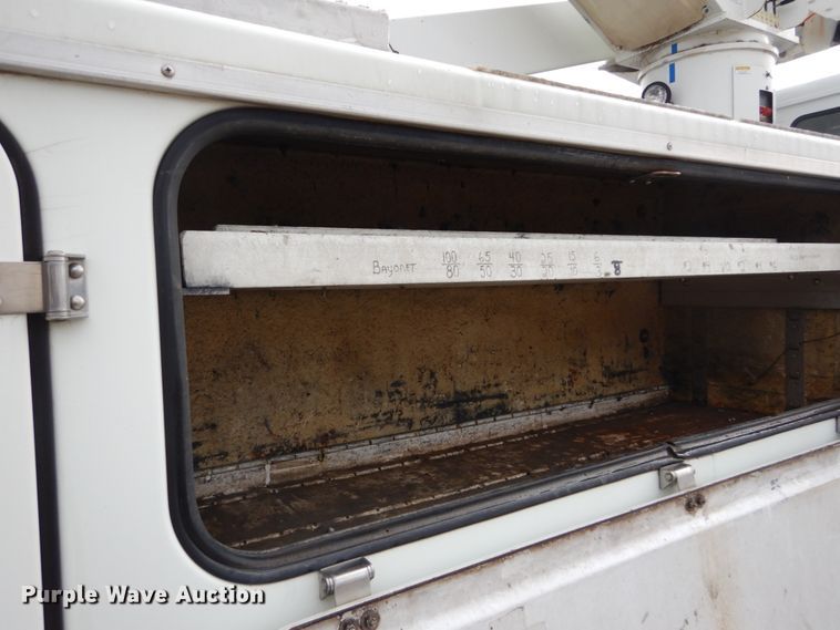 image for item DH5079 2003 Freightliner FL70 bucket truck