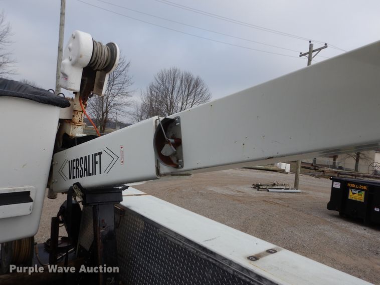 image for item DH5079 2003 Freightliner FL70 bucket truck