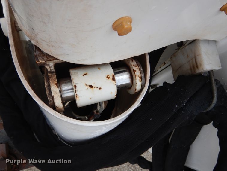 image for item DH5079 2003 Freightliner FL70 bucket truck