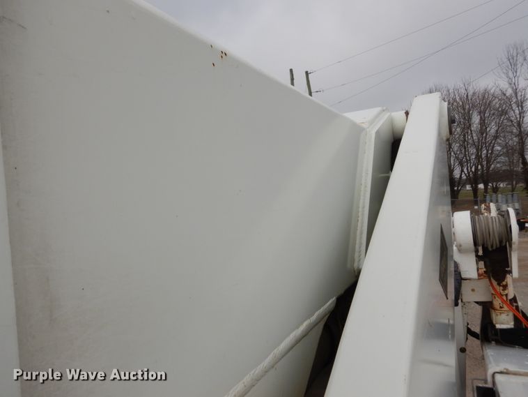 image for item DH5079 2003 Freightliner FL70 bucket truck