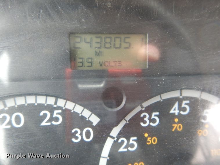 image for item DH5079 2003 Freightliner FL70 bucket truck