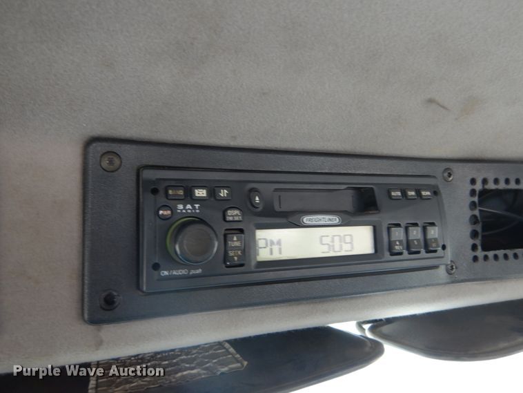 image for item DH5079 2003 Freightliner FL70 bucket truck