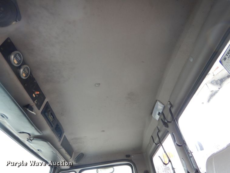 image for item DH5079 2003 Freightliner FL70 bucket truck