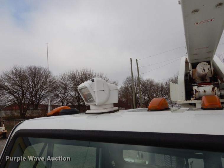 image for item DH5079 2003 Freightliner FL70 bucket truck