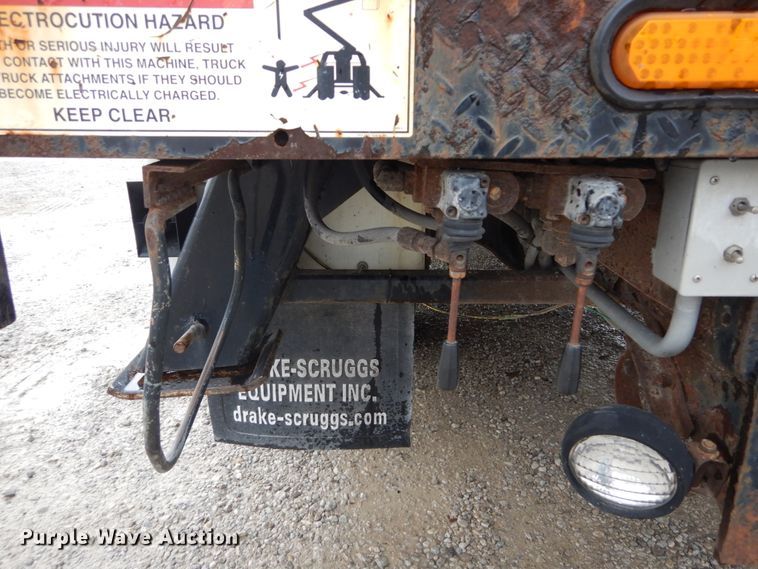 image for item DH5079 2003 Freightliner FL70 bucket truck