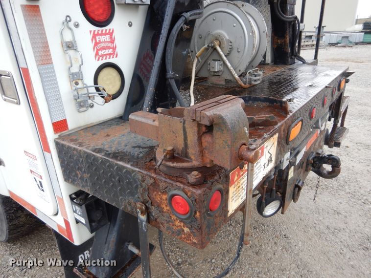 image for item DH5079 2003 Freightliner FL70 bucket truck