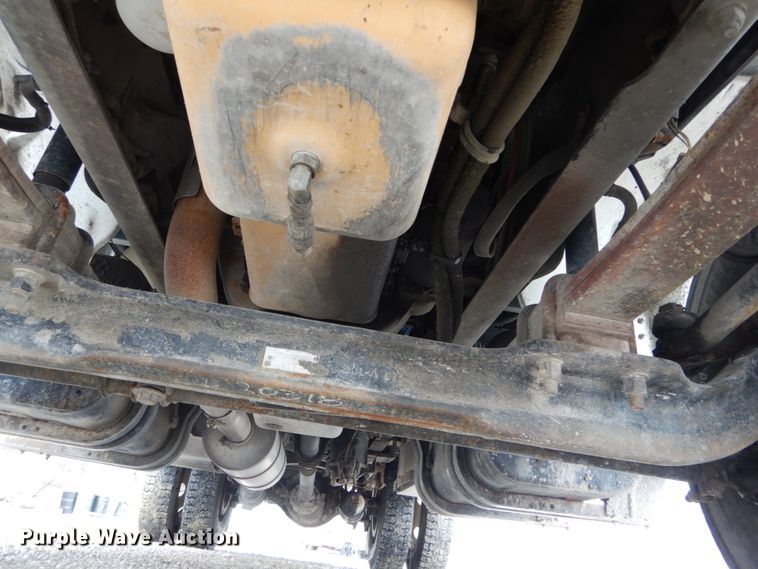 image for item DH5079 2003 Freightliner FL70 bucket truck