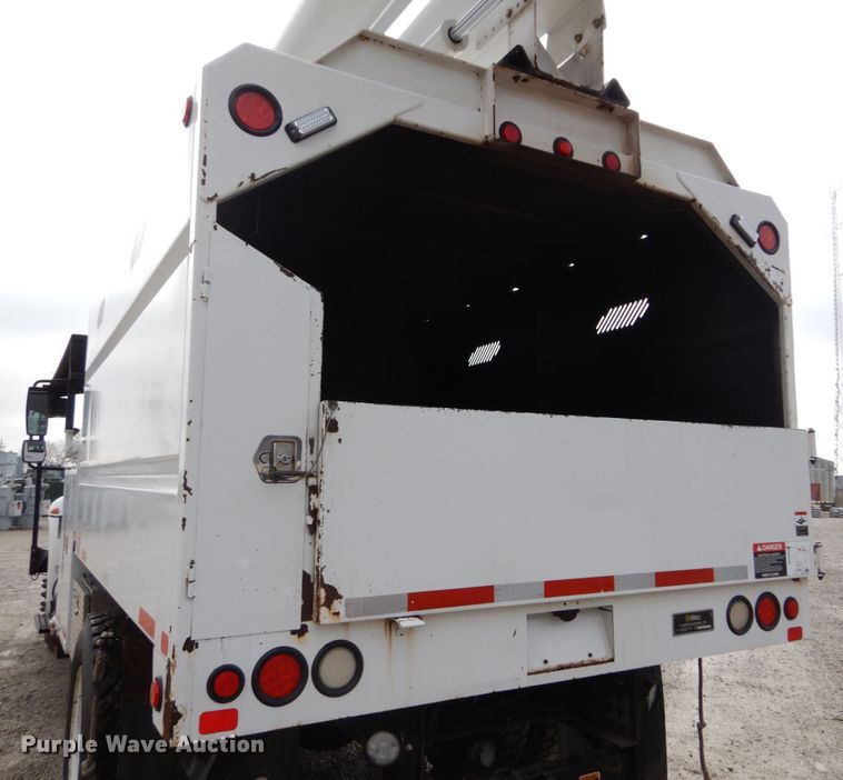image for item DH5080 2011 International 4400 forestry bucket truck