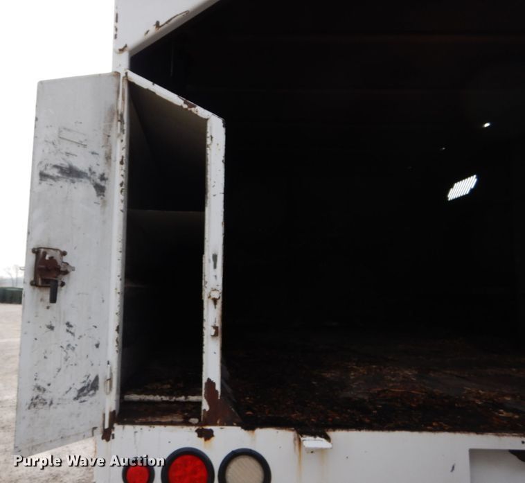 image for item DH5080 2011 International 4400 forestry bucket truck