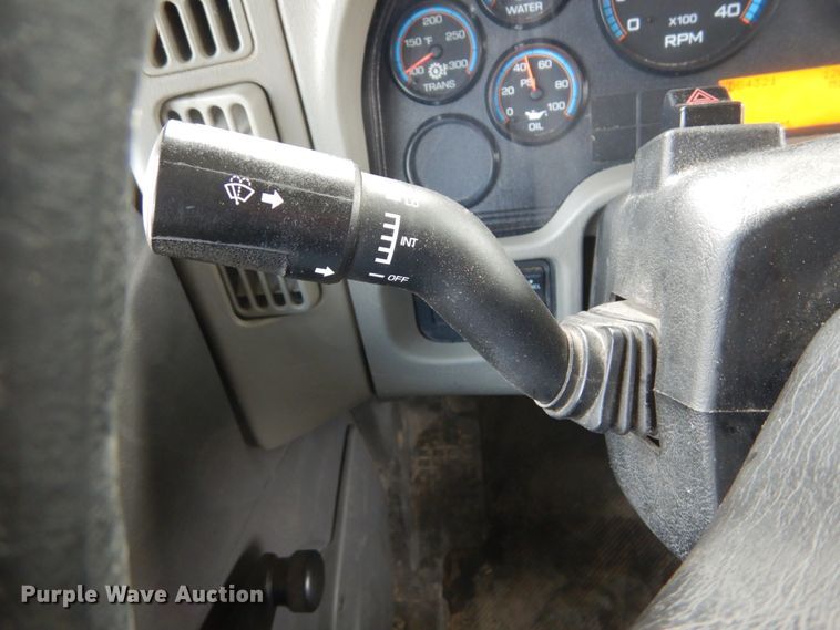 image for item DH5080 2011 International 4400 forestry bucket truck