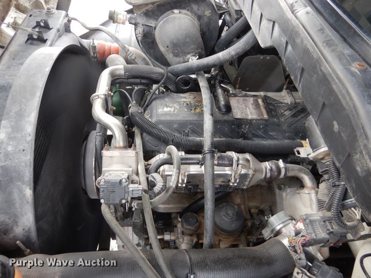 image for item DH5080 2011 International 4400 forestry bucket truck