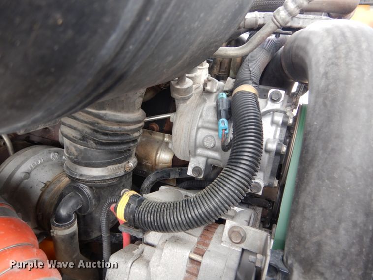 image for item DH5080 2011 International 4400 forestry bucket truck