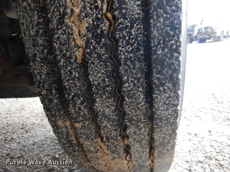 image for item DH5080 2011 International 4400 forestry bucket truck