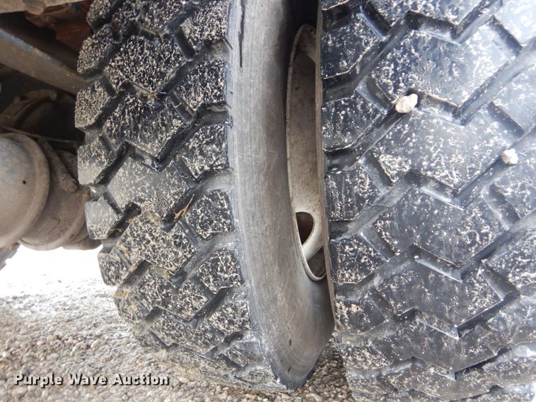 image for item DH5080 2011 International 4400 forestry bucket truck