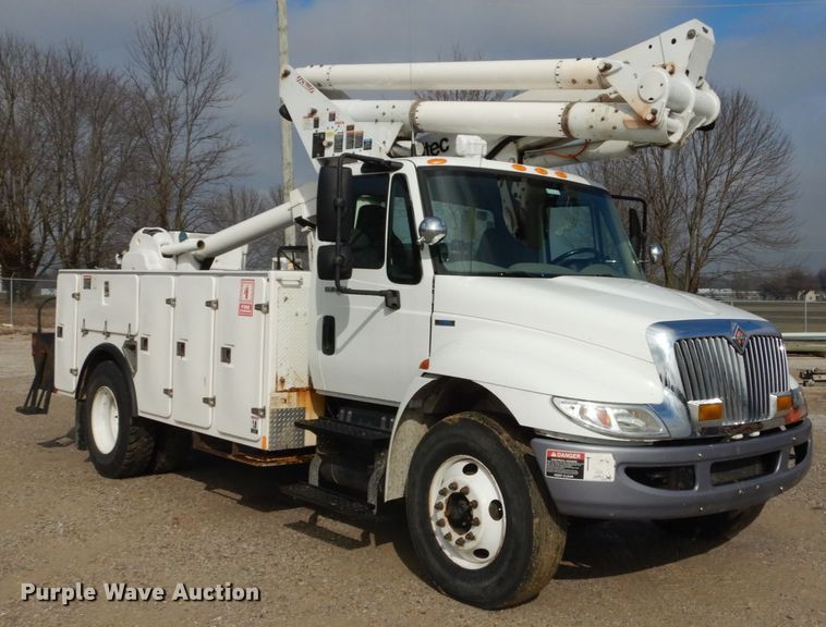 image for item DH5081 2010 International 4300 bucket truck