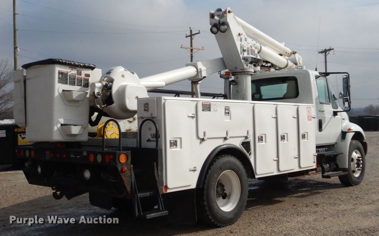 image for item DH5081 2010 International 4300 bucket truck
