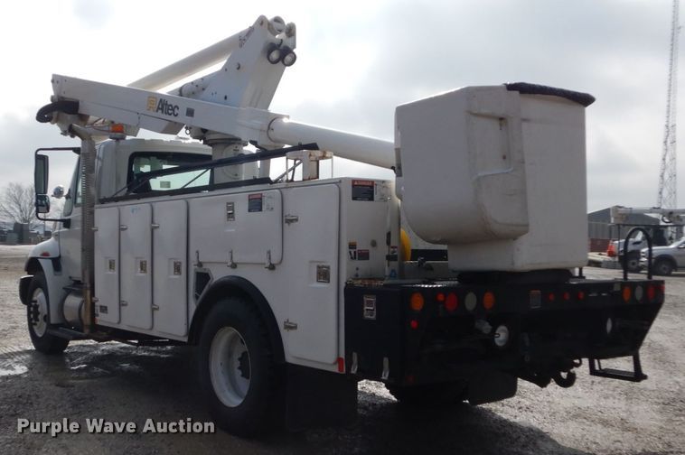 image for item DH5081 2010 International 4300 bucket truck