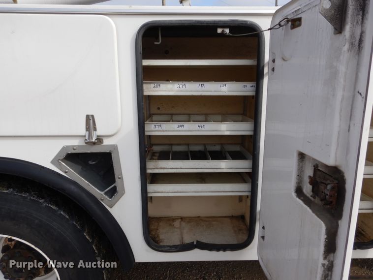 image for item DH5081 2010 International 4300 bucket truck