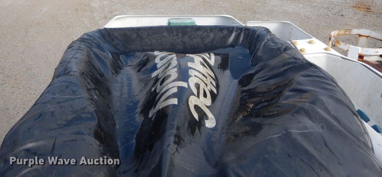 image for item DH5081 2010 International 4300 bucket truck