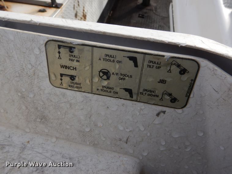 image for item DH5081 2010 International 4300 bucket truck