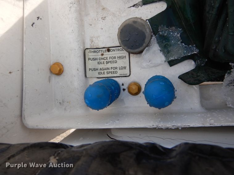 image for item DH5081 2010 International 4300 bucket truck