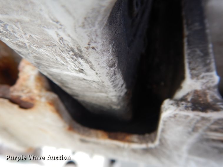 image for item DH5081 2010 International 4300 bucket truck