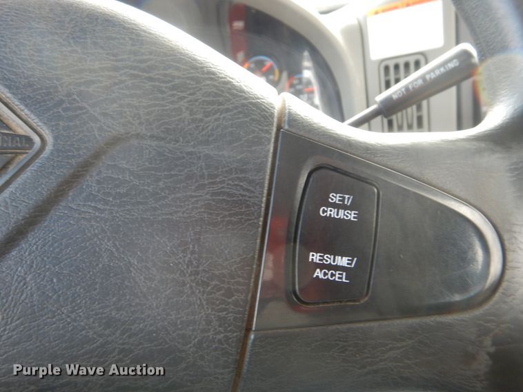 image for item DH5081 2010 International 4300 bucket truck