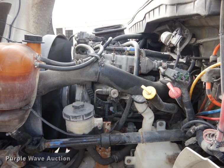 image for item DH5081 2010 International 4300 bucket truck