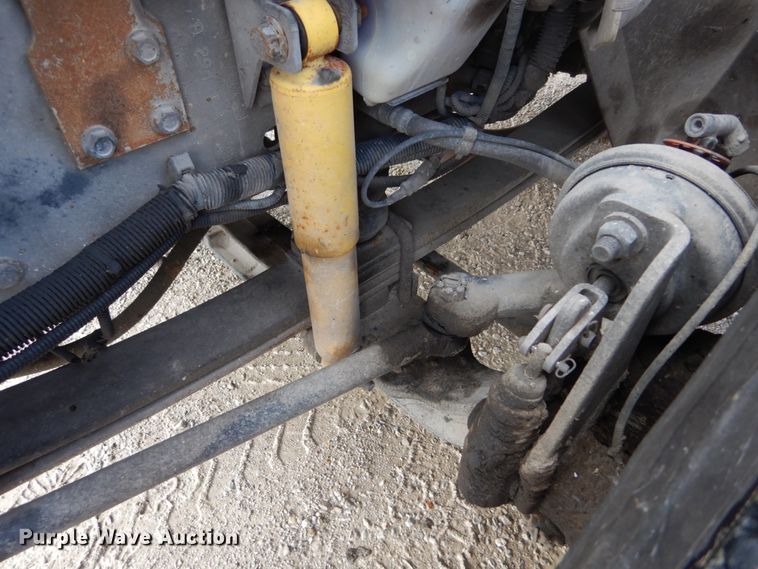 image for item DH5081 2010 International 4300 bucket truck