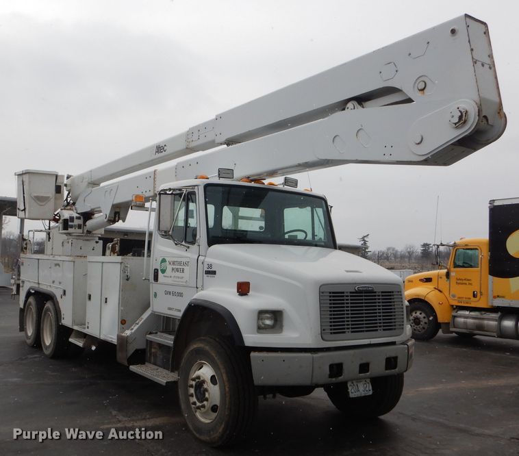 image for item DH6324 2002 Freightliner FL80 bucket truck