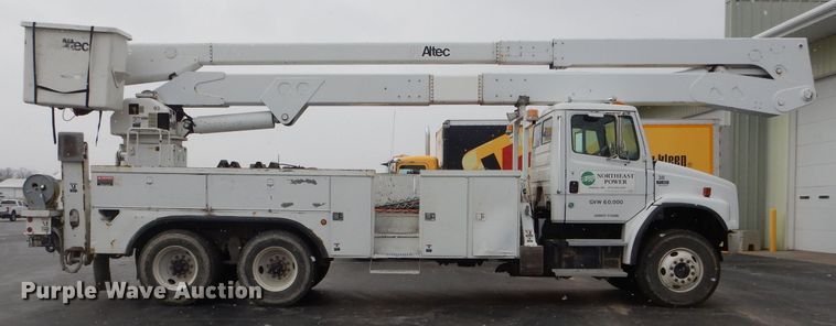 image for item DH6324 2002 Freightliner FL80 bucket truck