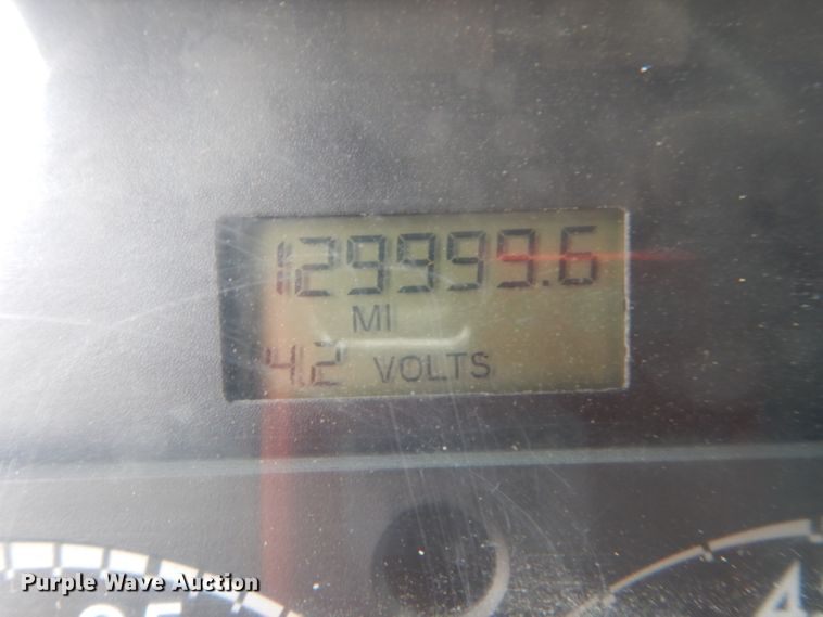 image for item DH6324 2002 Freightliner FL80 bucket truck