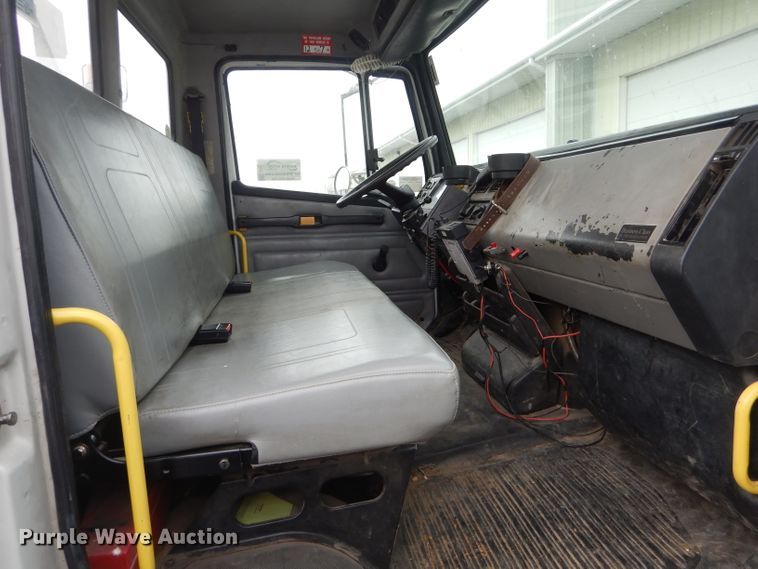 image for item DH6324 2002 Freightliner FL80 bucket truck