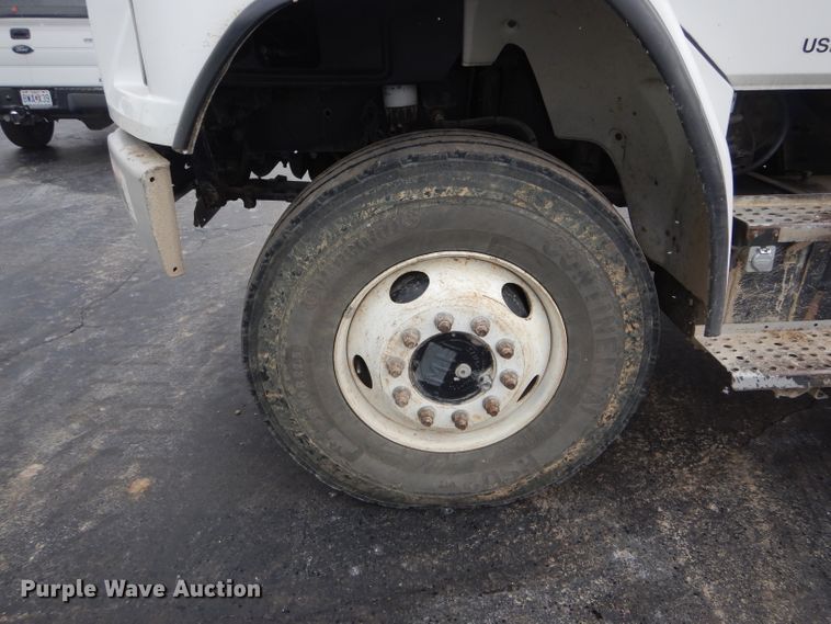 image for item DH6324 2002 Freightliner FL80 bucket truck