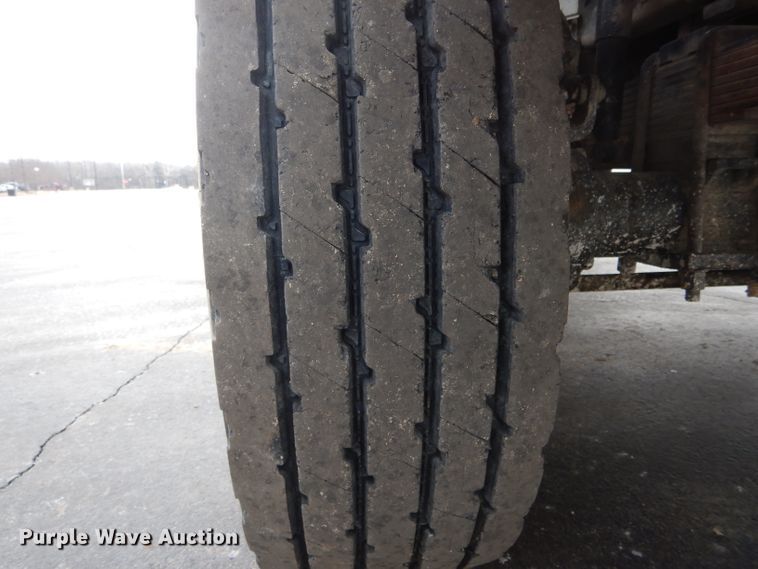 image for item DH6324 2002 Freightliner FL80 bucket truck