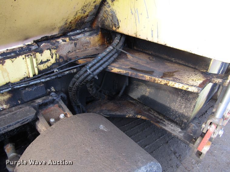 image for item DH8338 2010 Dynapac F1000W paver