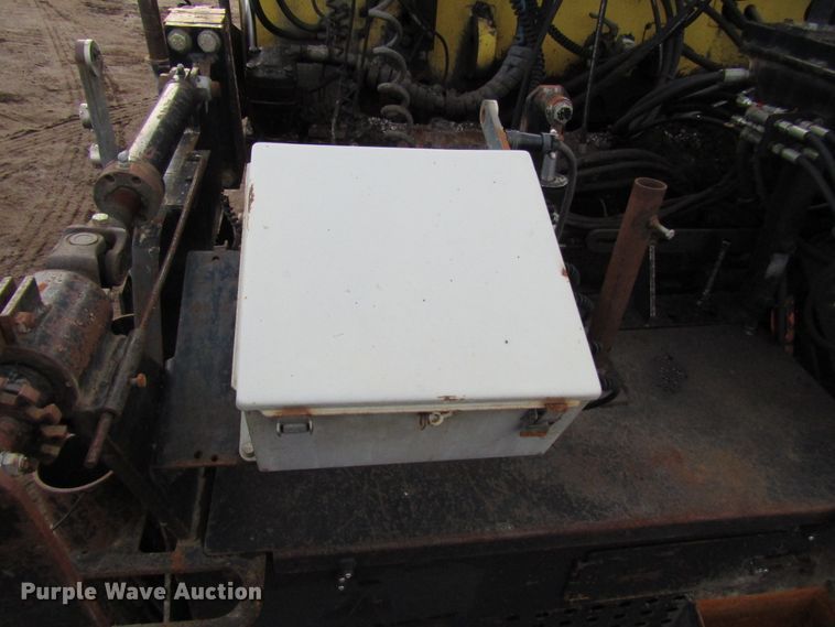 image for item DH8338 2010 Dynapac F1000W paver