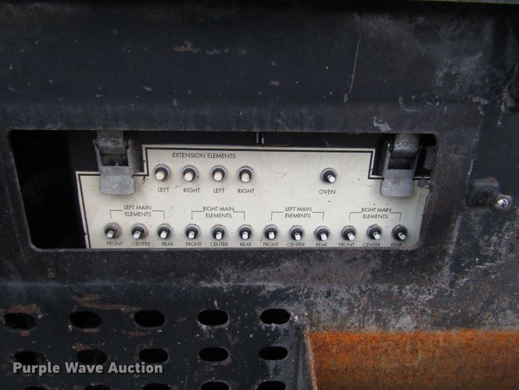 image for item DH8338 2010 Dynapac F1000W paver