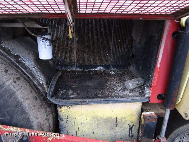 image for item DH8338 2010 Dynapac F1000W paver