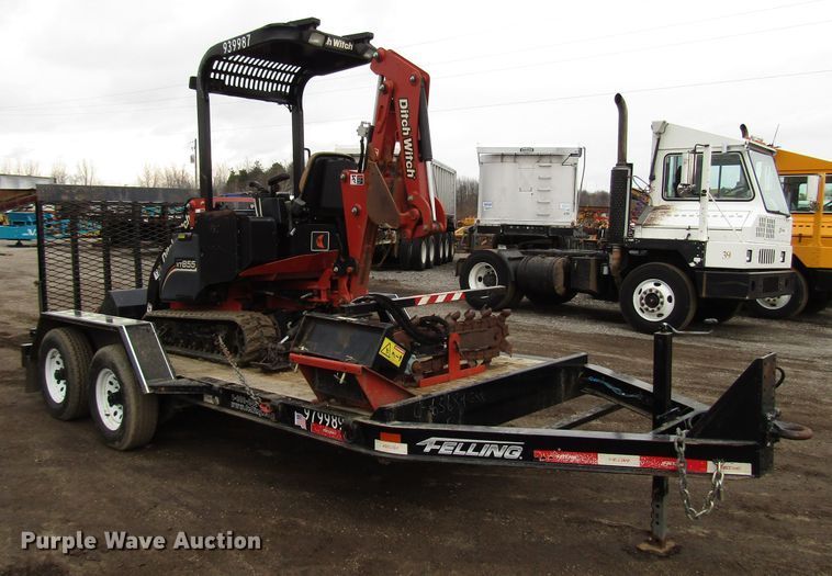 image for item DH8340 2013 Ditch Witch XT855 excavator tool carrier