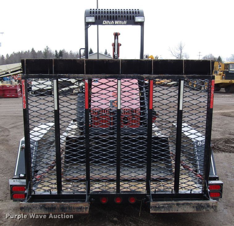 image for item DH8340 2013 Ditch Witch XT855 excavator tool carrier