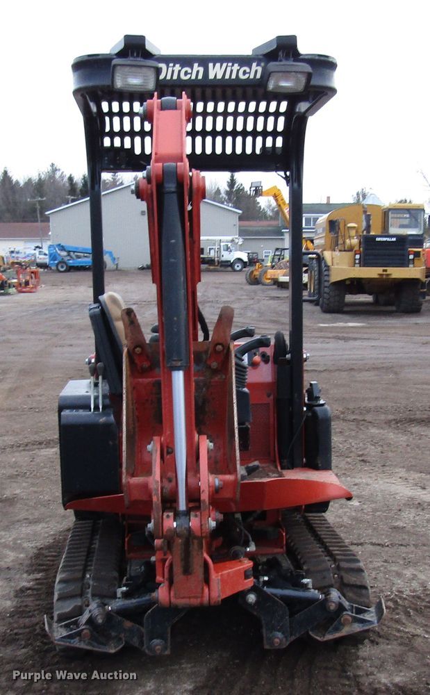 2013 Ditch Witch XT855 excavator tool carrier in Holland, MI Item