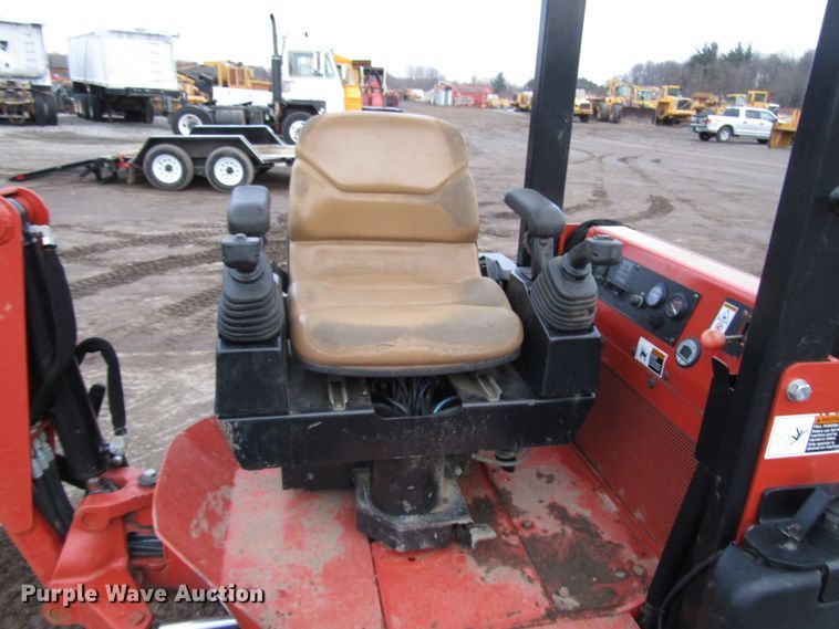 image for item DH8340 2013 Ditch Witch XT855 excavator tool carrier