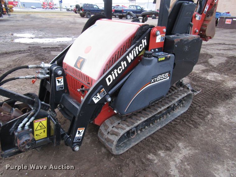 image for item DH8340 2013 Ditch Witch XT855 excavator tool carrier