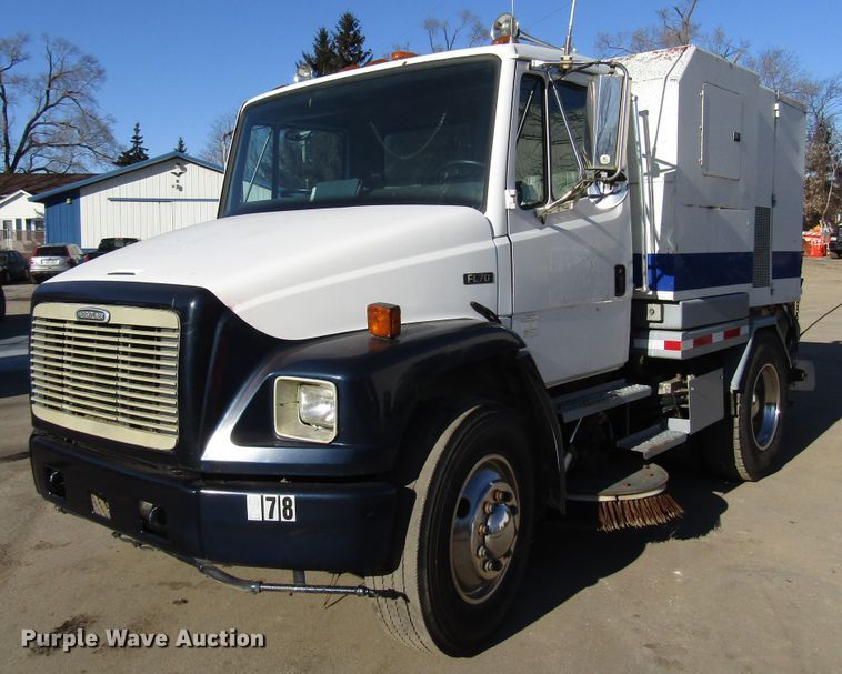 image for item DH8344 1998 Freightliner FL70 street sweeper truck